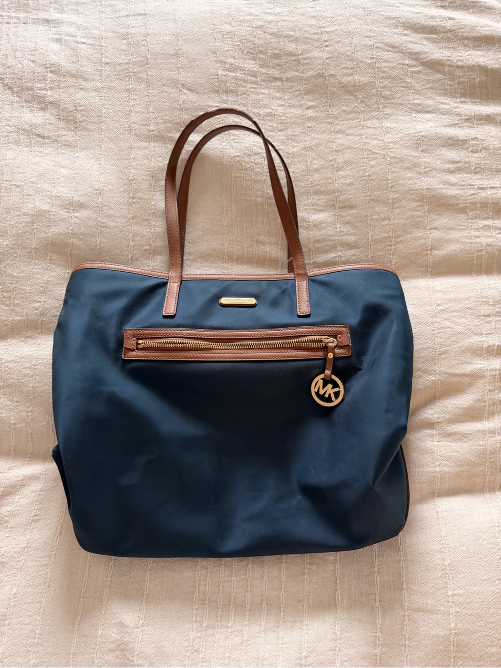 Michael Kors Blue Tote Bag Zip Top Double Handles Gold Hardware MK Charm